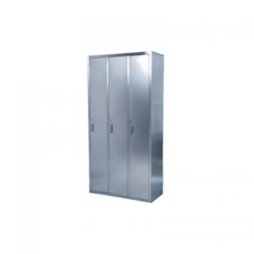 Three-door Wardrobe